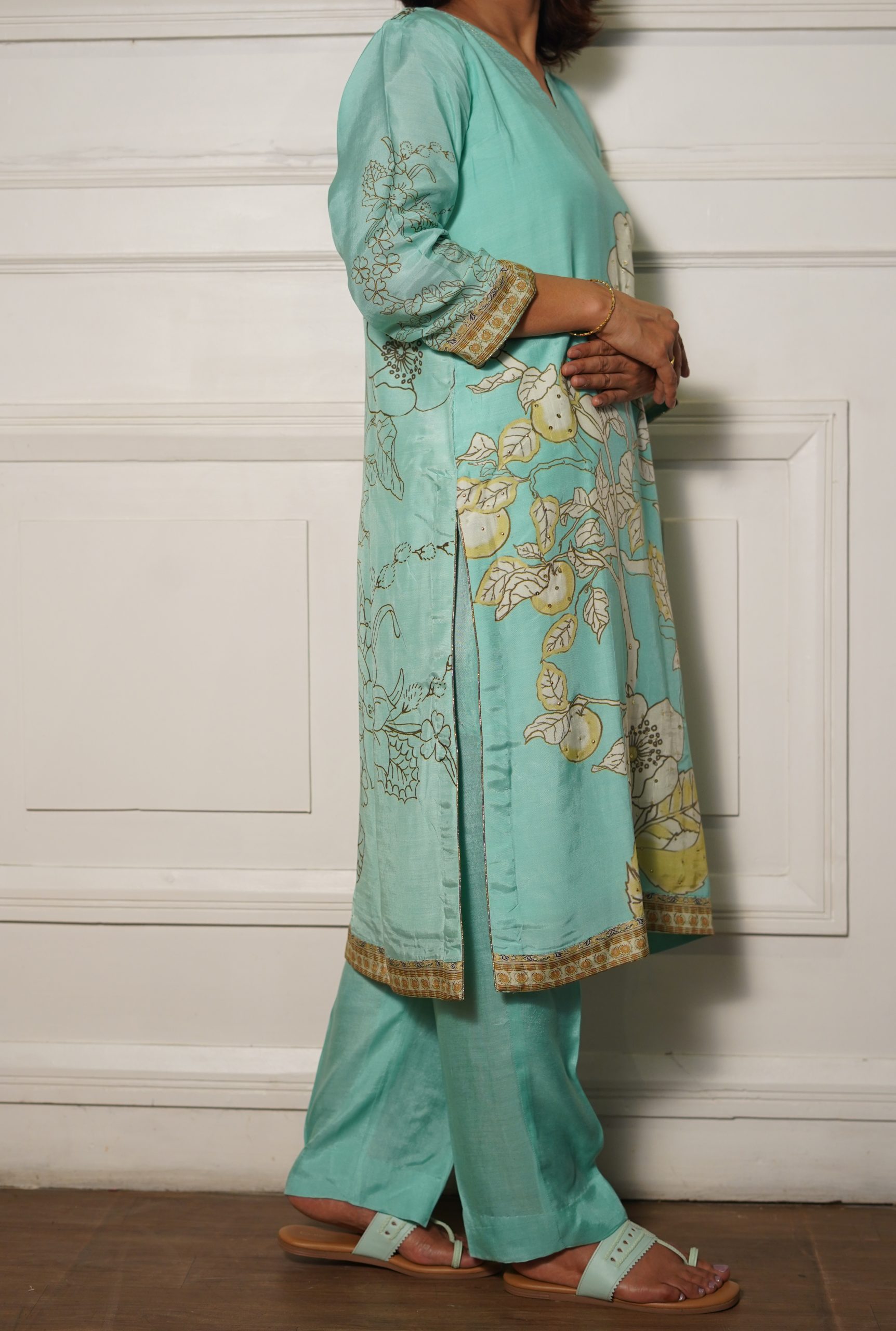 Sky Blue Muslin Designer Kurta Set - Image 2