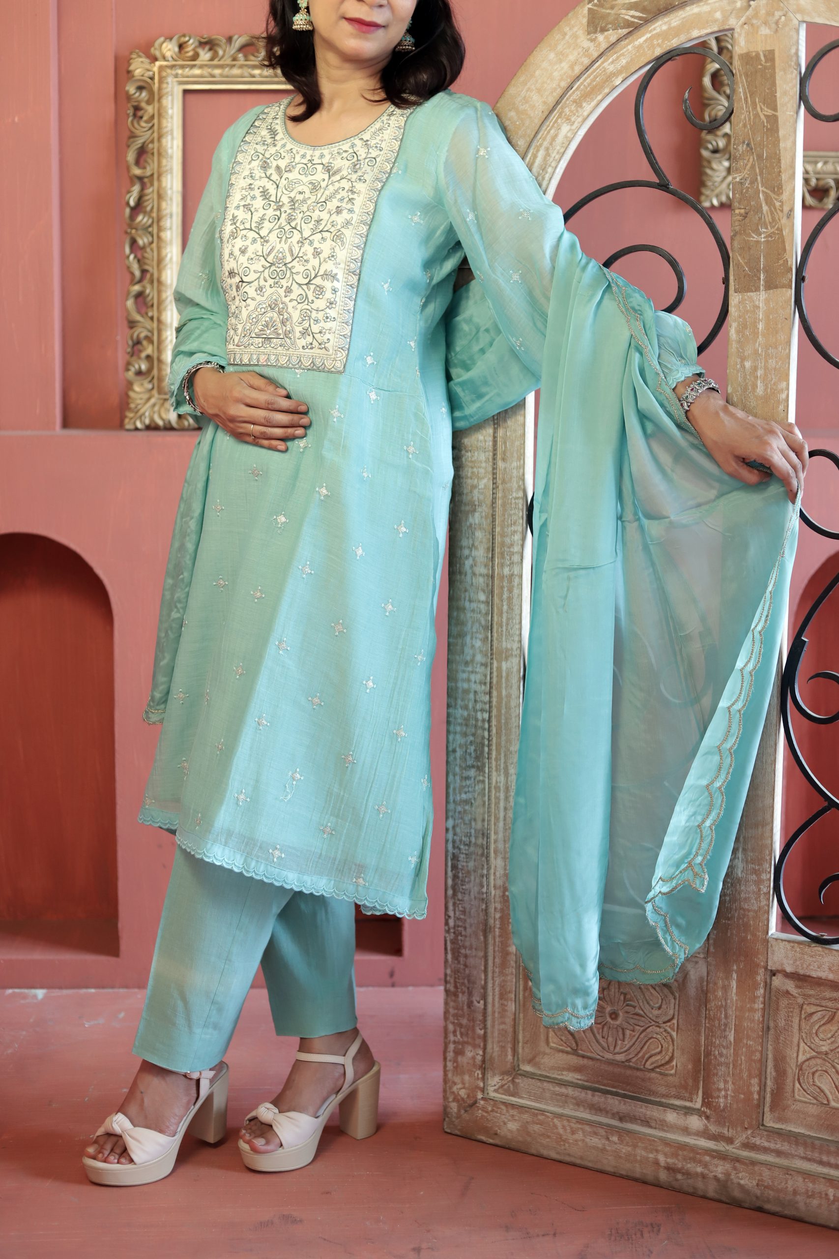 Powder Blue Chanderi Silk Kurta Set โ Embroidered Elegance ๐Blue Whisper - Image 4