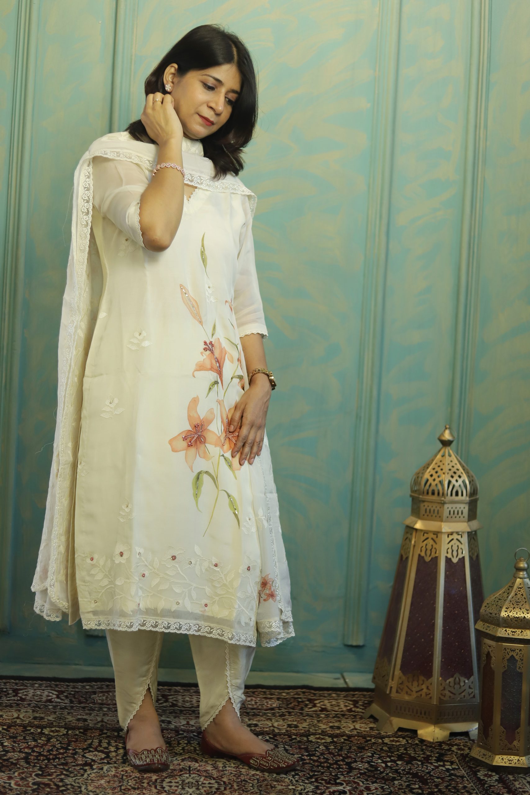 Elegant Ivory Organza Embroidered Kurta Set – Timeless Sophistication 🤍Ethereal Ivory - Image 6